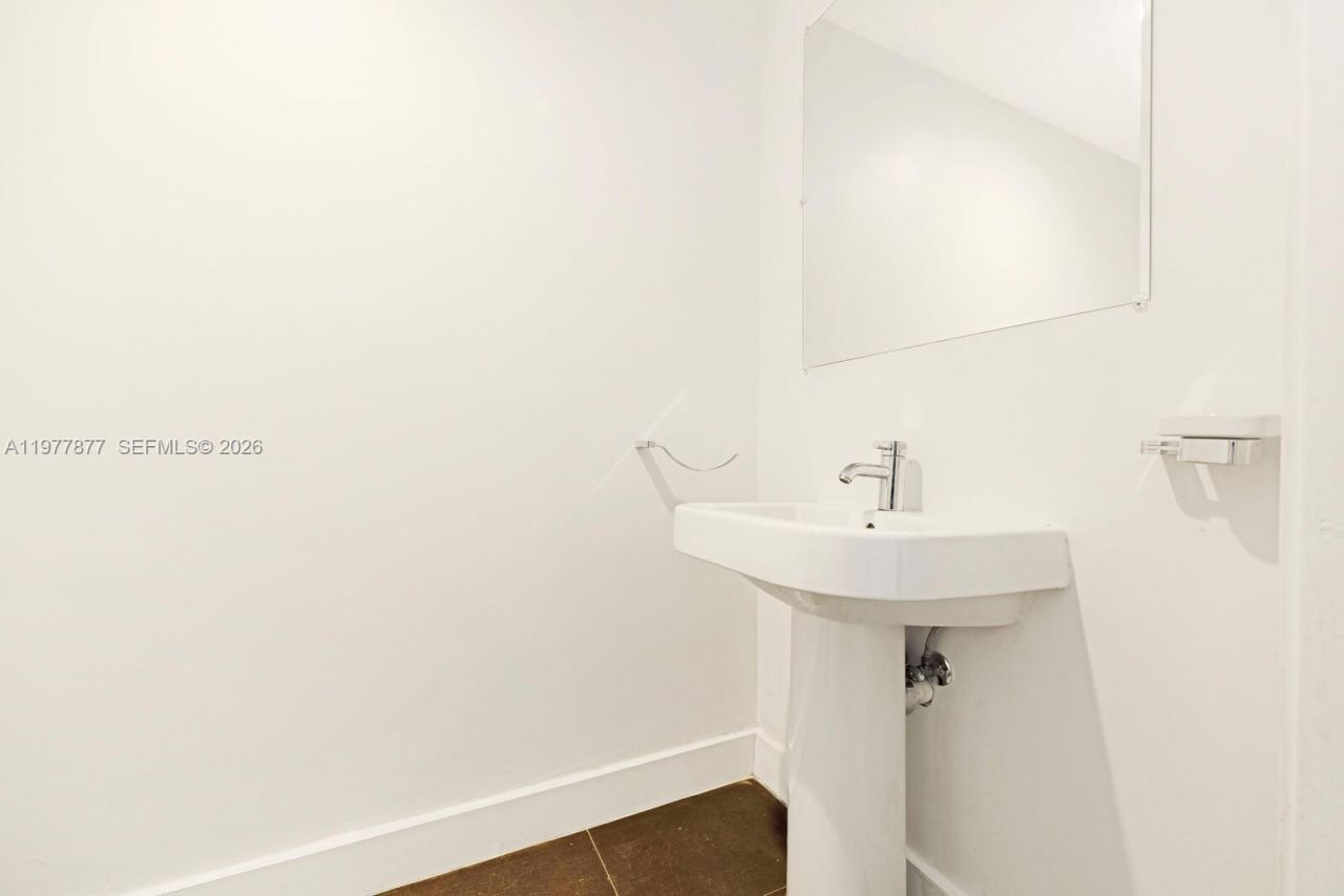 1040 Biscayne Blvd, Unit 4208, Miami, FL 33132 Photo