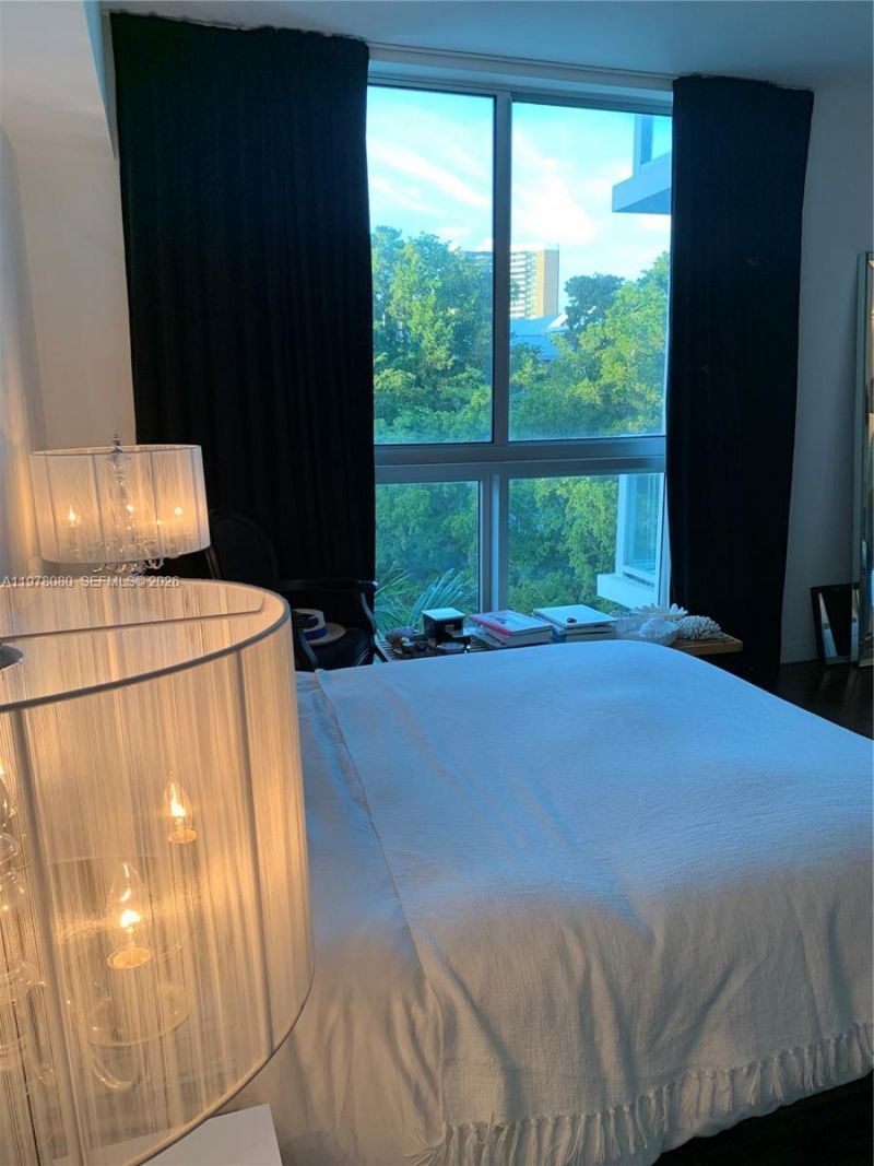 720 NE 62nd St, Unit 403, Miami, FL 33138 Photo