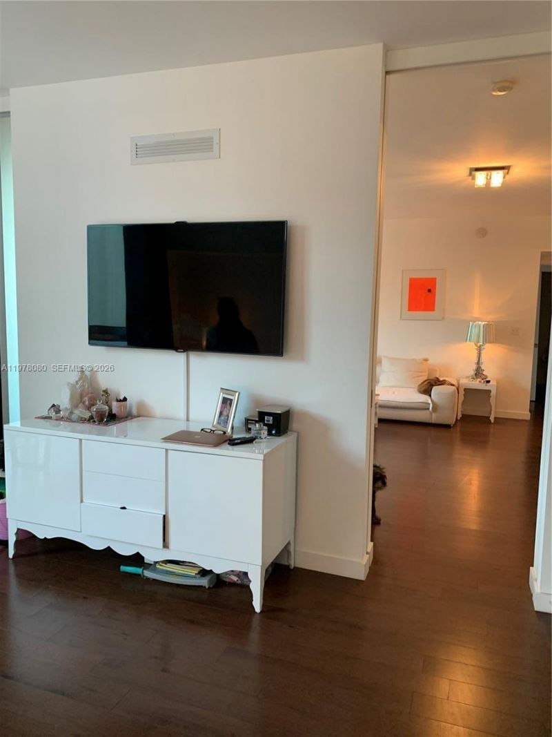 720 NE 62nd St, Unit 403, Miami, FL 33138 Photo