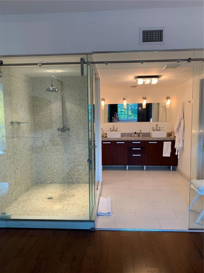 720 NE 62nd St, Unit 403, Miami, FL 33138 Photo