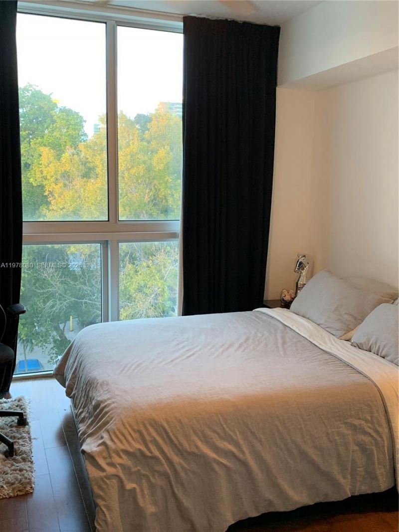 720 NE 62nd St, Unit 403, Miami, FL 33138 Photo