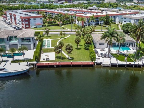 580 Egret Dr , Unit 121, Hallandale Beach, FL 33009