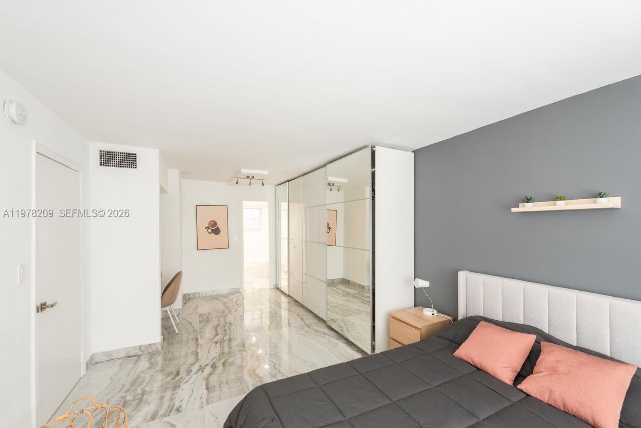 251 Galen Dr , Unit 115E, Key Biscayne, FL 33149 Photo