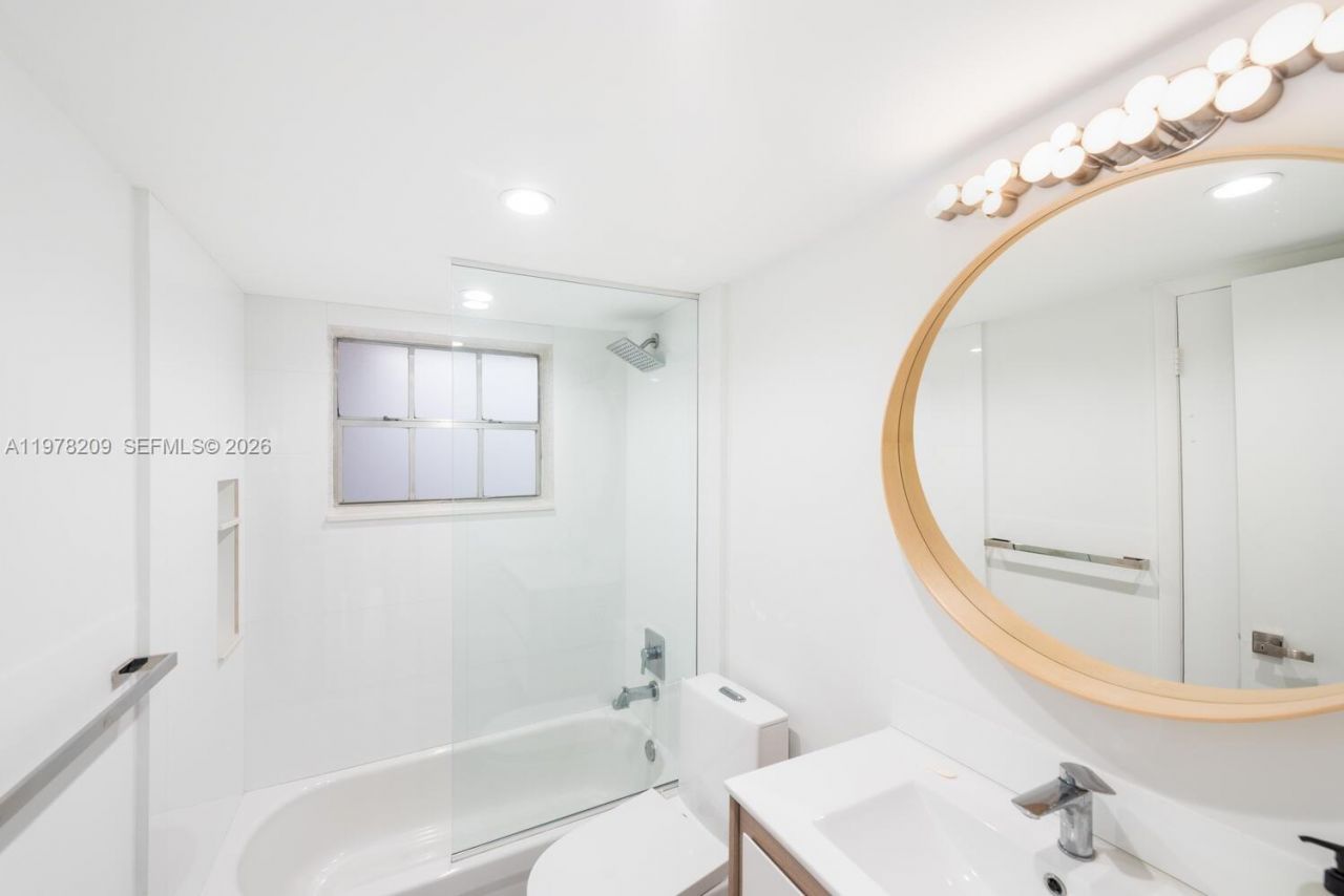 251 Galen Dr , Unit 115E, Key Biscayne, FL 33149 Photo