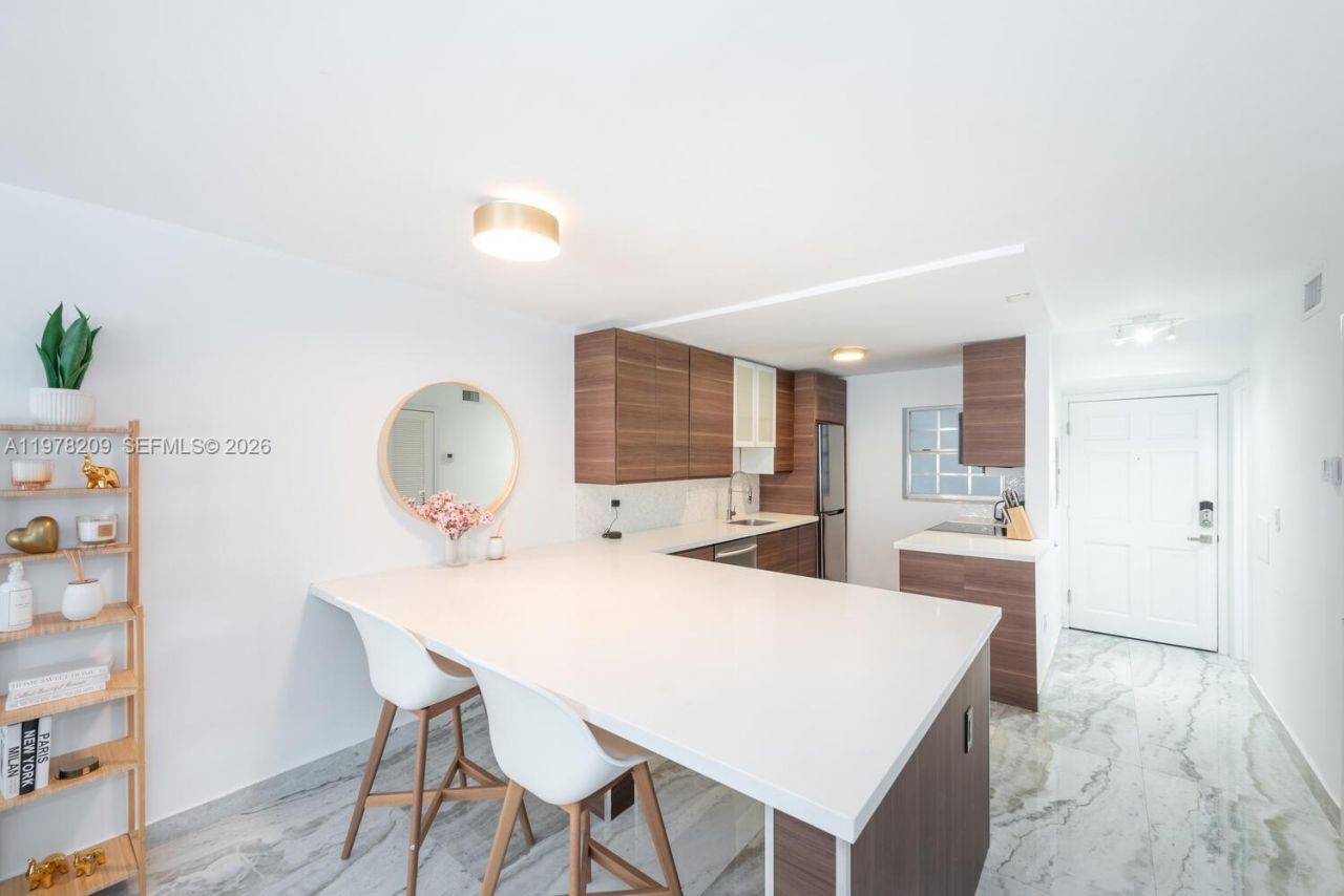 251 Galen Dr , Unit 115E, Key Biscayne, FL 33149 Photo