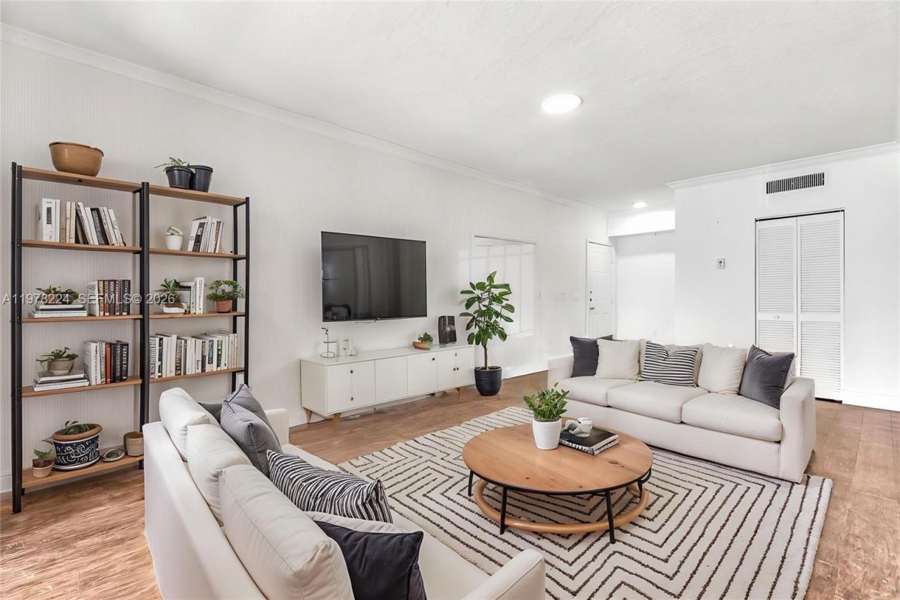 101 SW 117th Ave, Unit 7207, Pembroke Pines, FL 33025 Photo