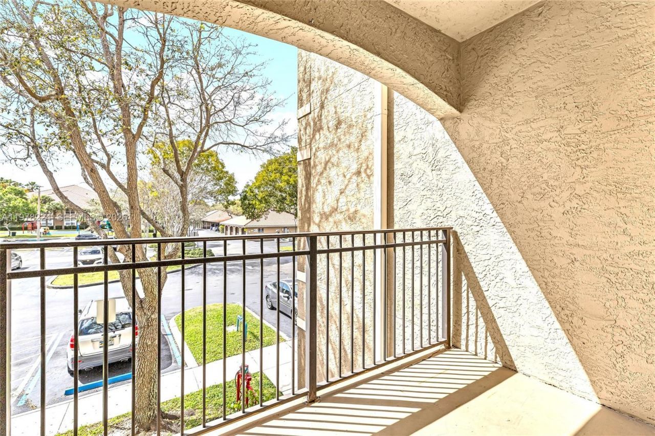 101 SW 117th Ave, Unit 7207, Pembroke Pines, FL 33025 Photo