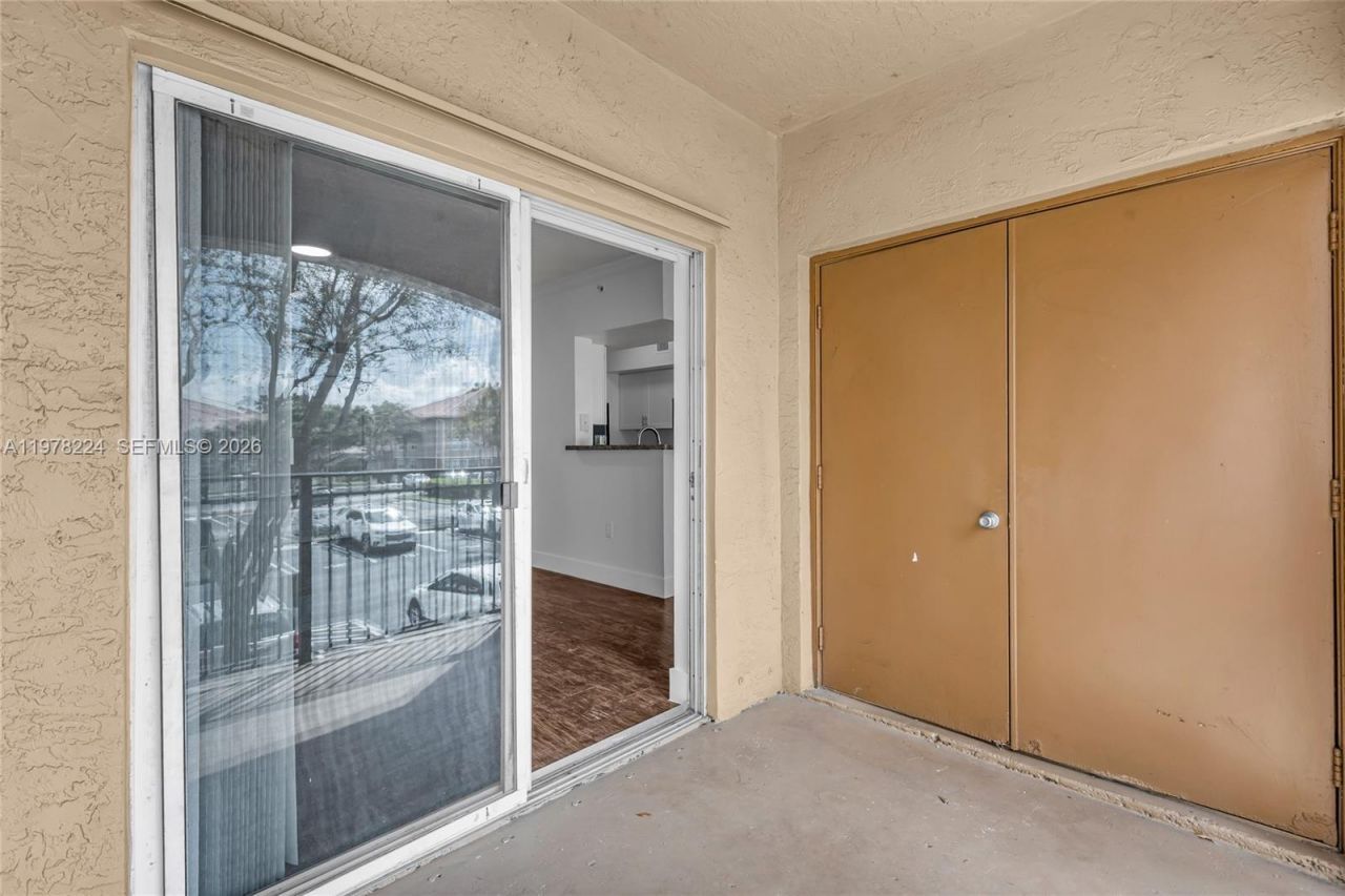 101 SW 117th Ave, Unit 7207, Pembroke Pines, FL 33025 Photo