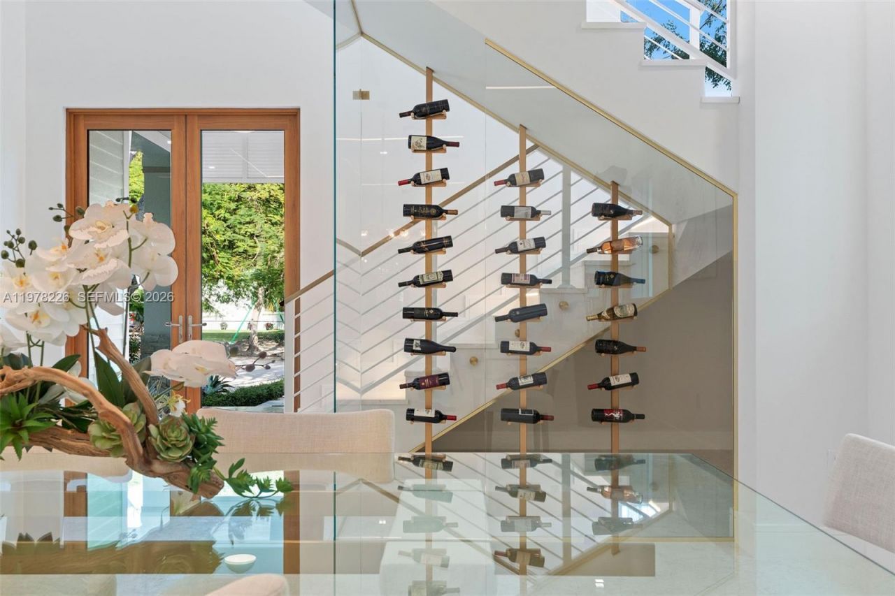 114 Royal Ln , Islamorada, FL 33036 Photo