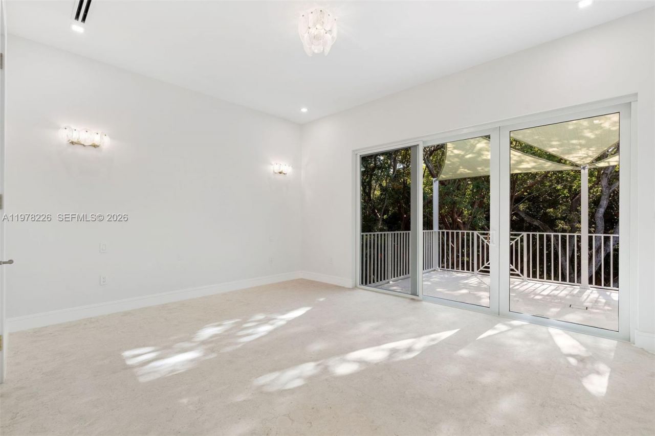 114 Royal Ln , Islamorada, FL 33036 Photo