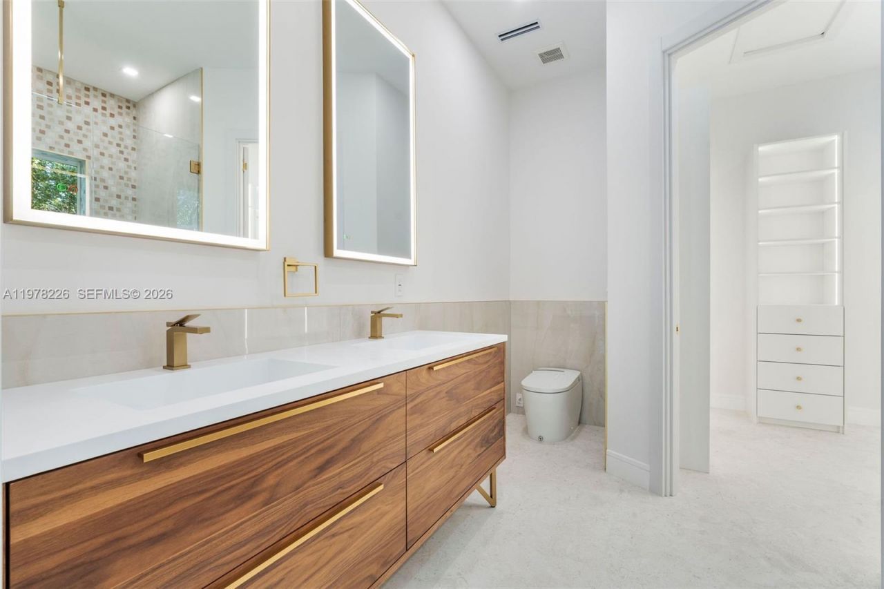 114 Royal Ln , Islamorada, FL 33036 Photo