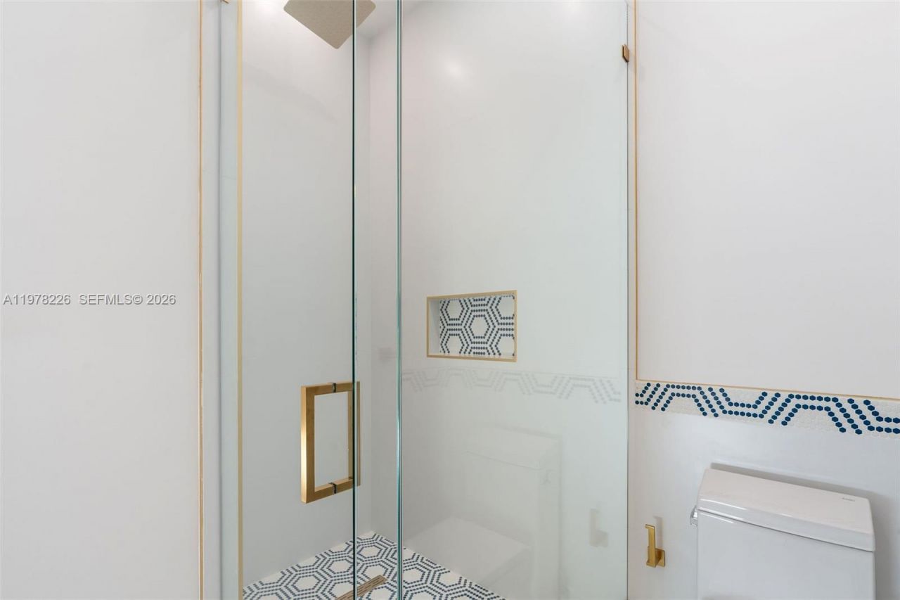 114 Royal Ln , Islamorada, FL 33036 Photo