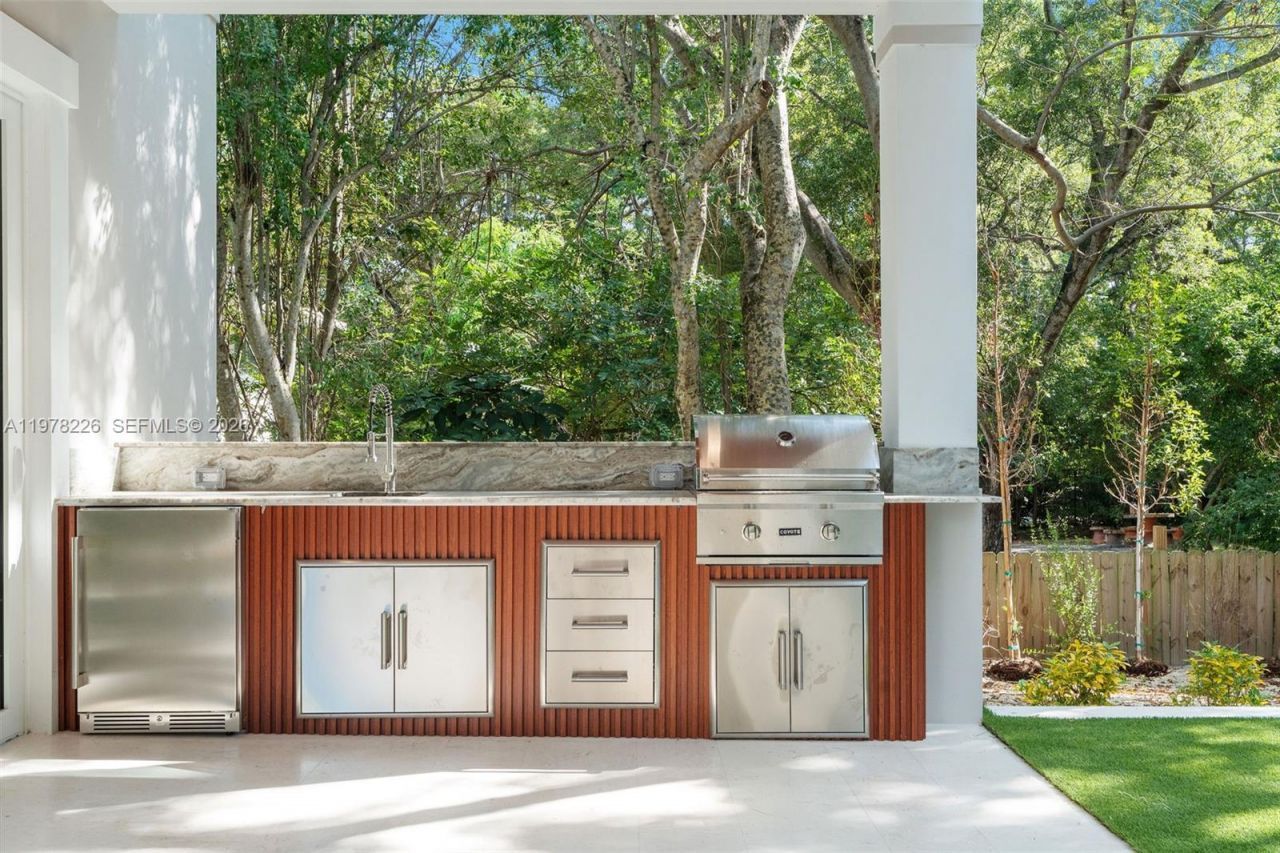 114 Royal Ln , Islamorada, FL 33036 Photo