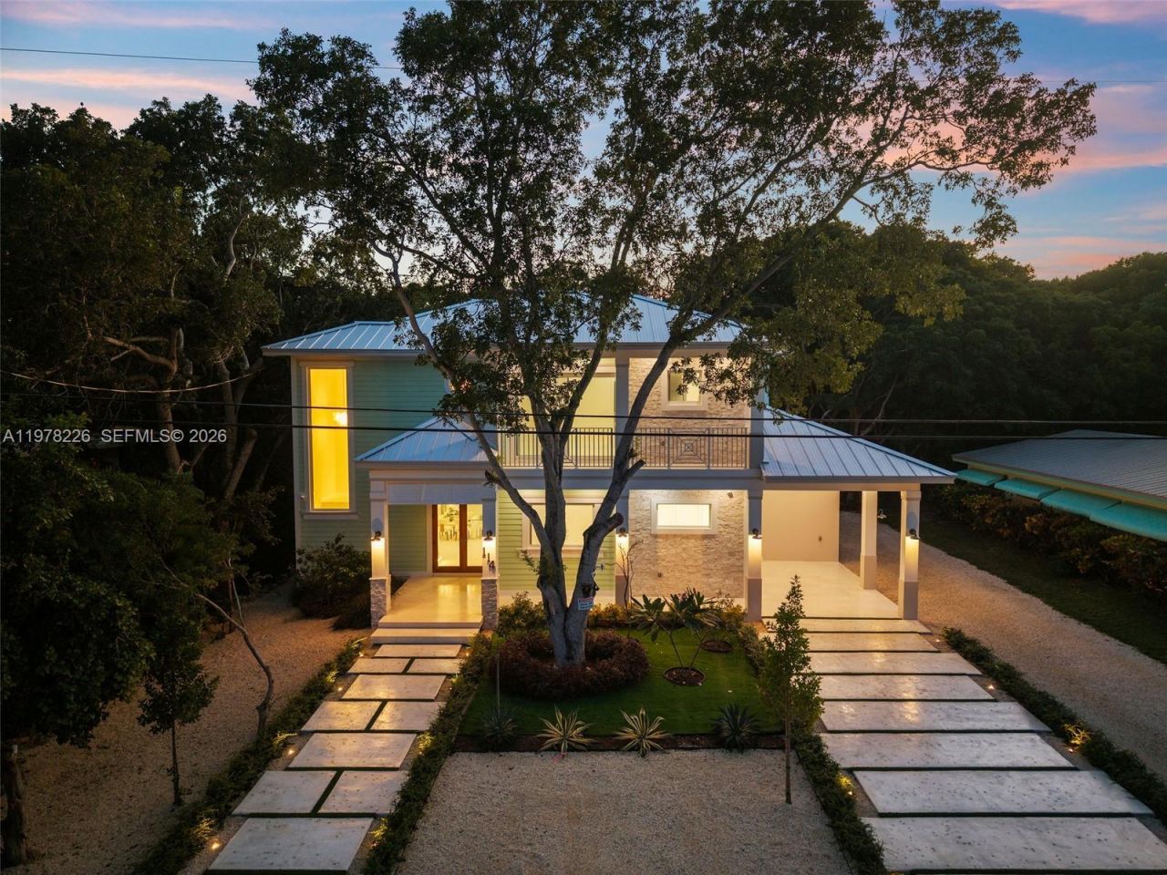 114 Royal Ln , Islamorada, FL 33036 Photo