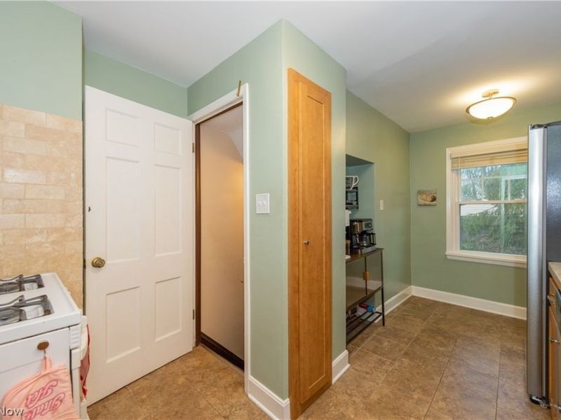 1553 Maplegrove Road, South Euclid, OH 44121 Photo 19