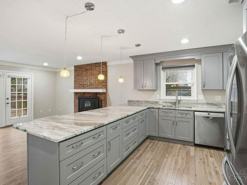 7926 Dunview Court, Anderson Twp, OH 45255 Photo 15