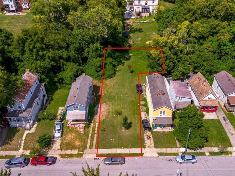 708 Greenwood Avenue, Cincinnati, OH 45229 Photo 3