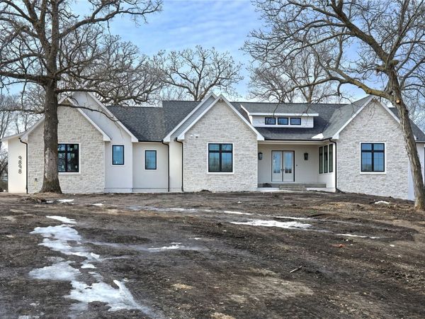 11611 NW Cedar Valley Drive, Grimes, IA 50111