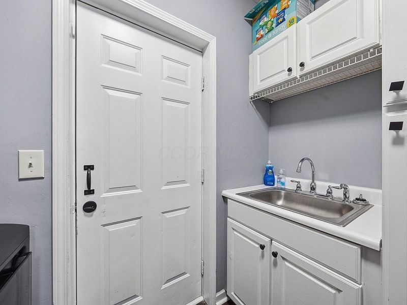 8272 Woodstream Drive, Canal Winchester, OH 43110 Photo 23