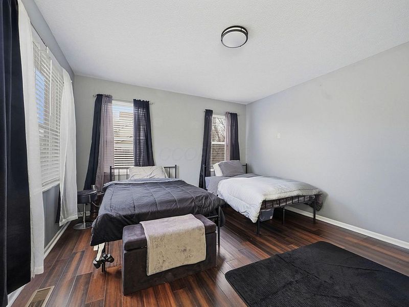 8272 Woodstream Drive, Canal Winchester, OH 43110 Photo 6