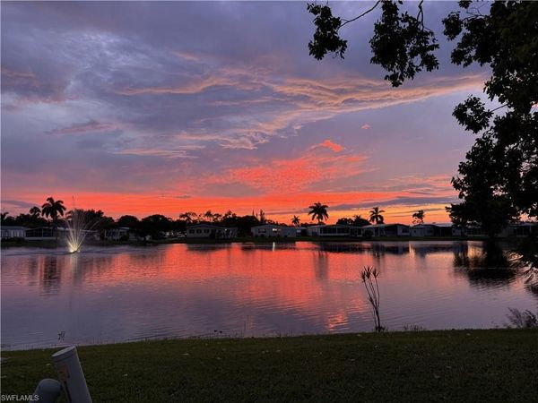 32 Covey LN, Unit 32, NAPLES, FL 34114