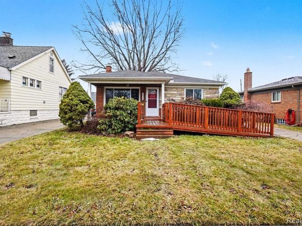 22510 Lincoln Street, St. Clair Shores, MI 48082