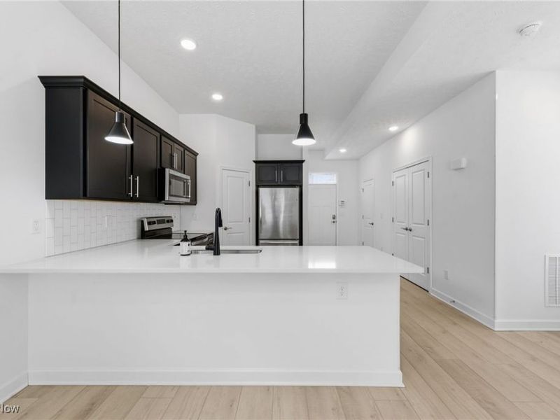 2244 E 100th Street, Cleveland, OH 44106 Photo 8