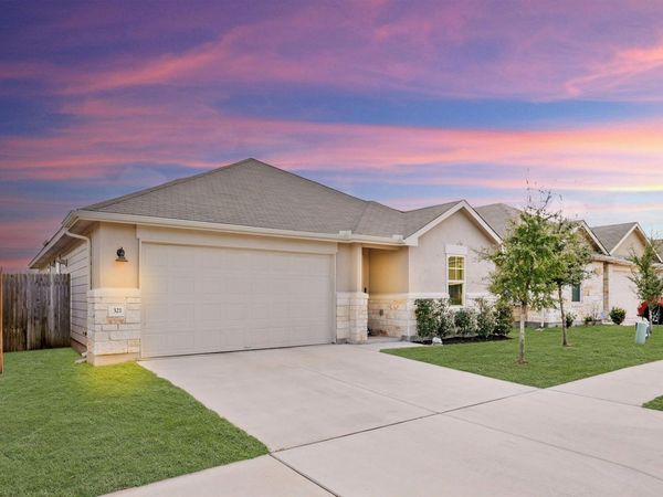 321 Durango Downs DR, Hutto, TX 78634