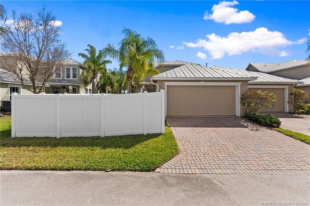 10627 SW Cam Run, Port Saint Lucie, FL 34987 Photo