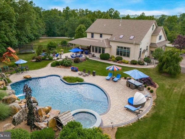 414 FALLOWFIELD LANE, HARLEYSVILLE, PA 19438