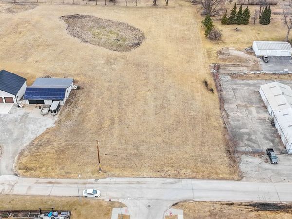 1260 NE 72nd Avenue, Ankeny, IA 50023