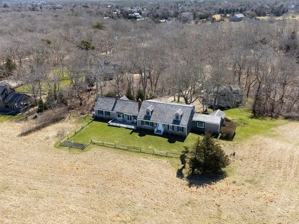 23 Beetle Swamp, Edgartown, MA 02539