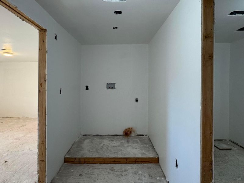 210 E Central Avenue , Delaware, OH 43015 Photo 7