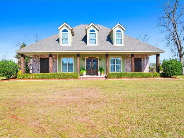 12932 Walter Lee Circle N, Grand Bay, AL 36541