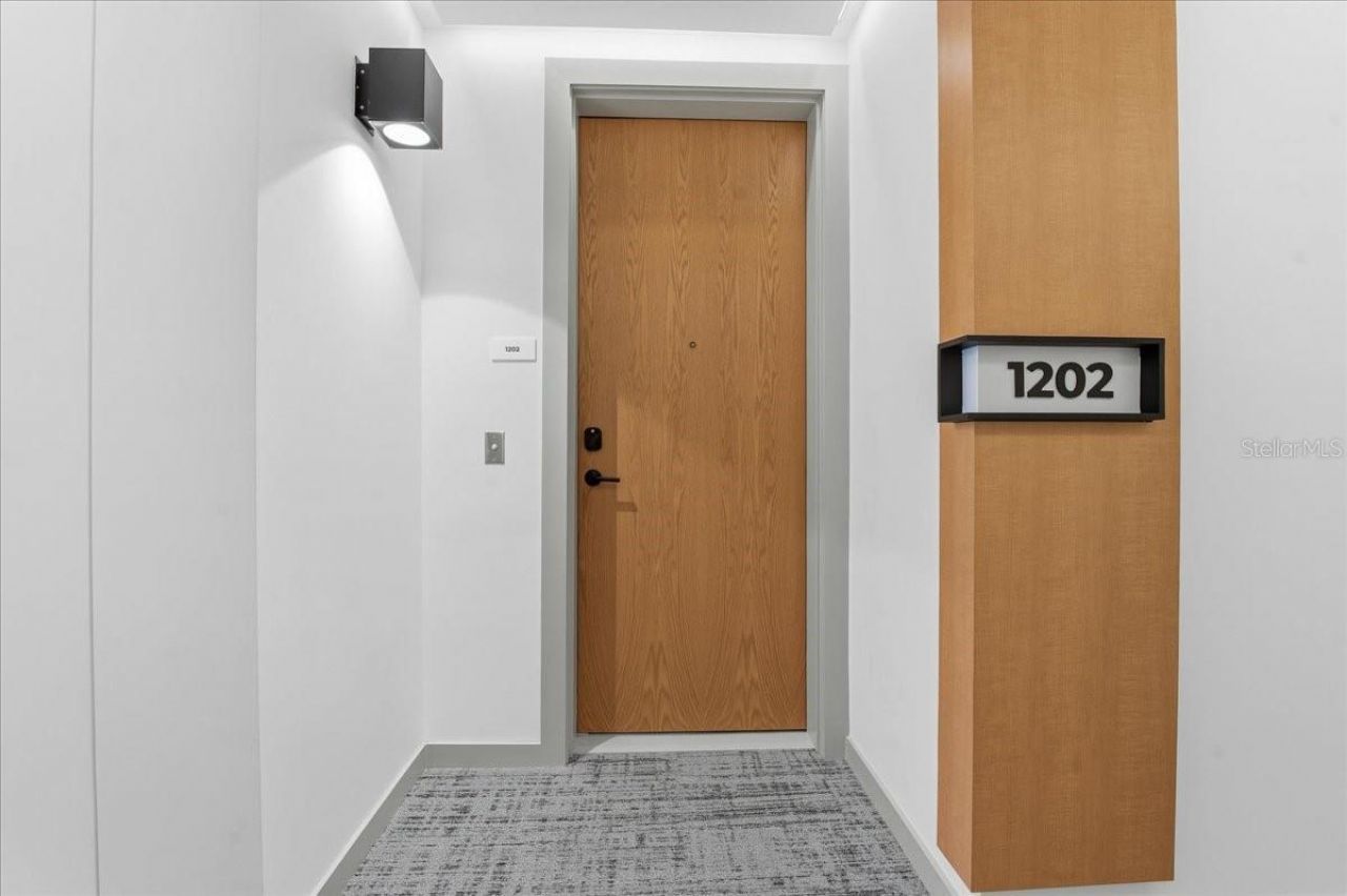 777 3rd Avenue N, Unit 1202, Saint Petersburg, FL 33701 Photo