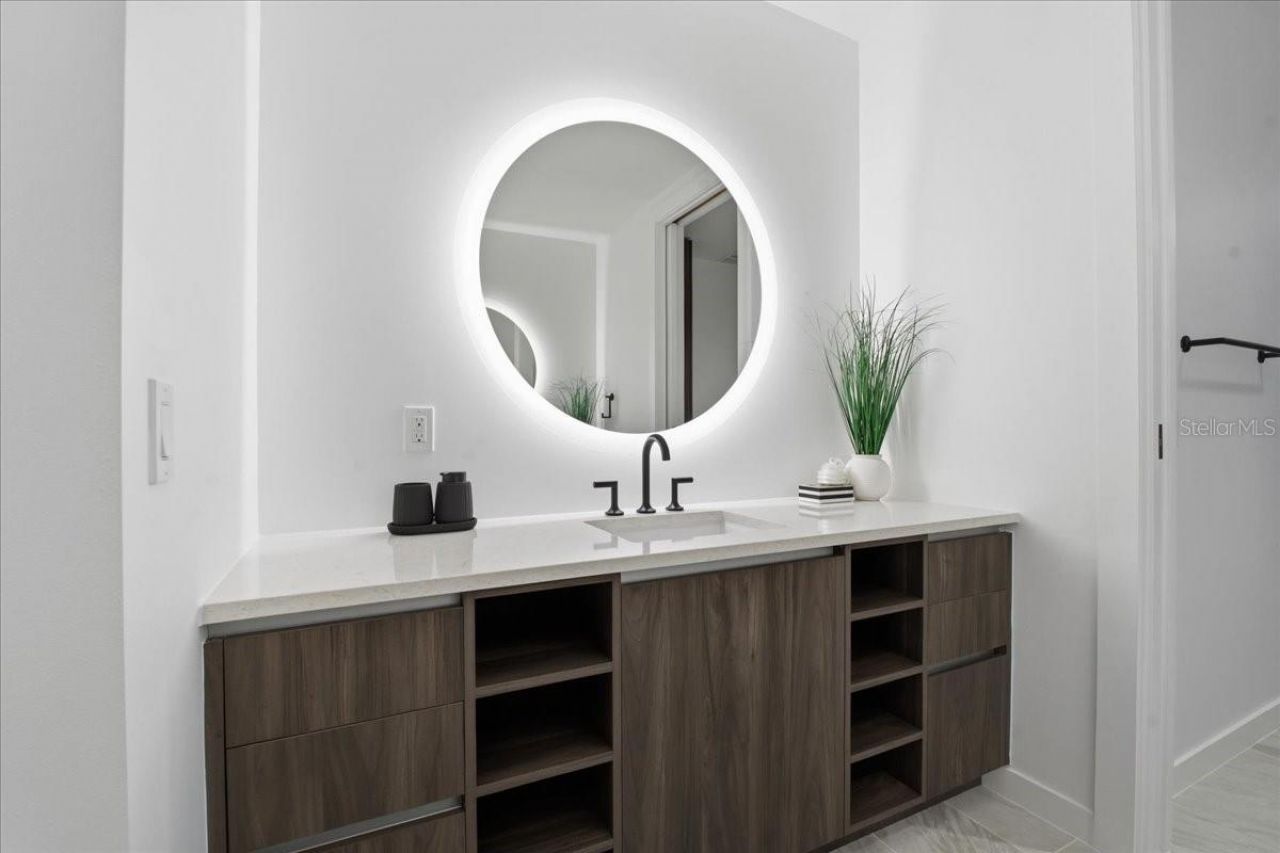 777 3rd Avenue N, Unit 1202, Saint Petersburg, FL 33701 Photo