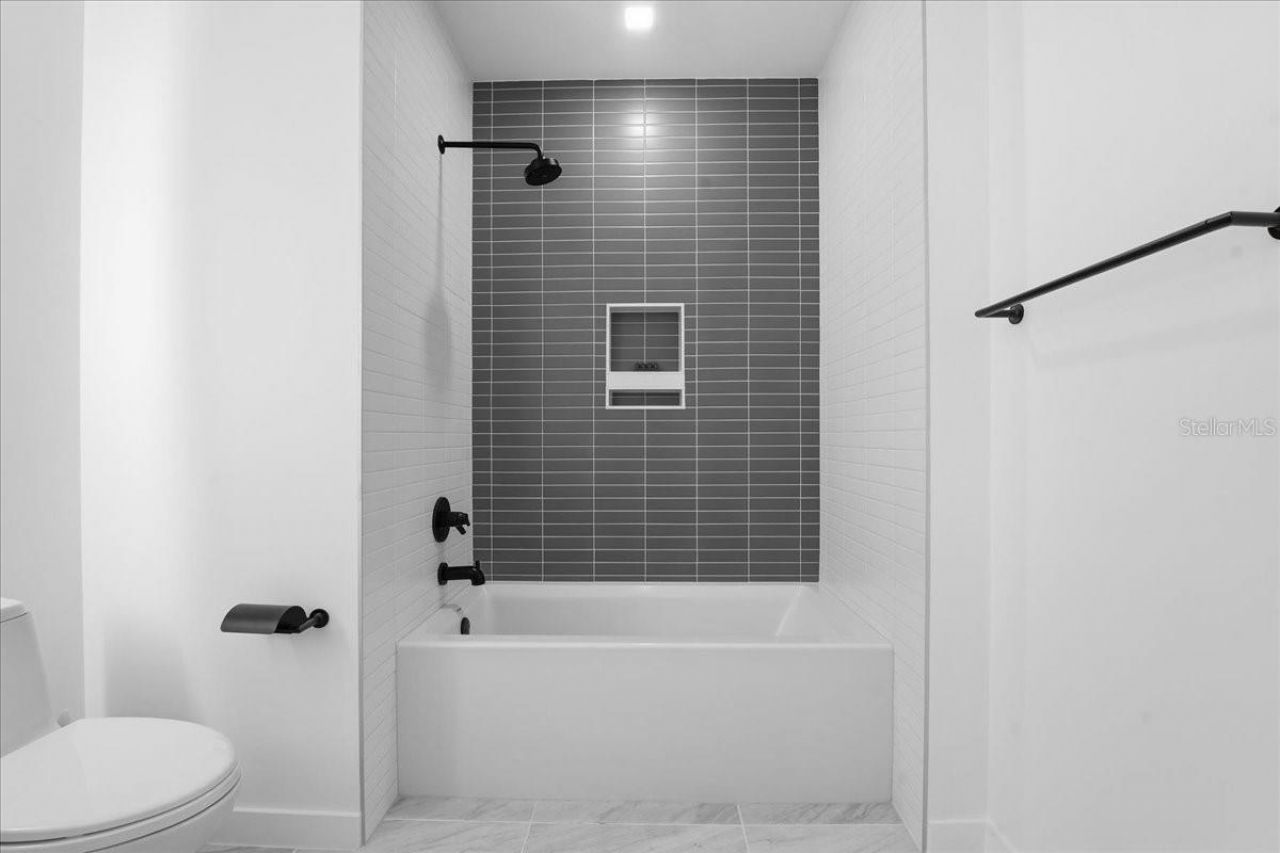 777 3rd Avenue N, Unit 1202, Saint Petersburg, FL 33701 Photo