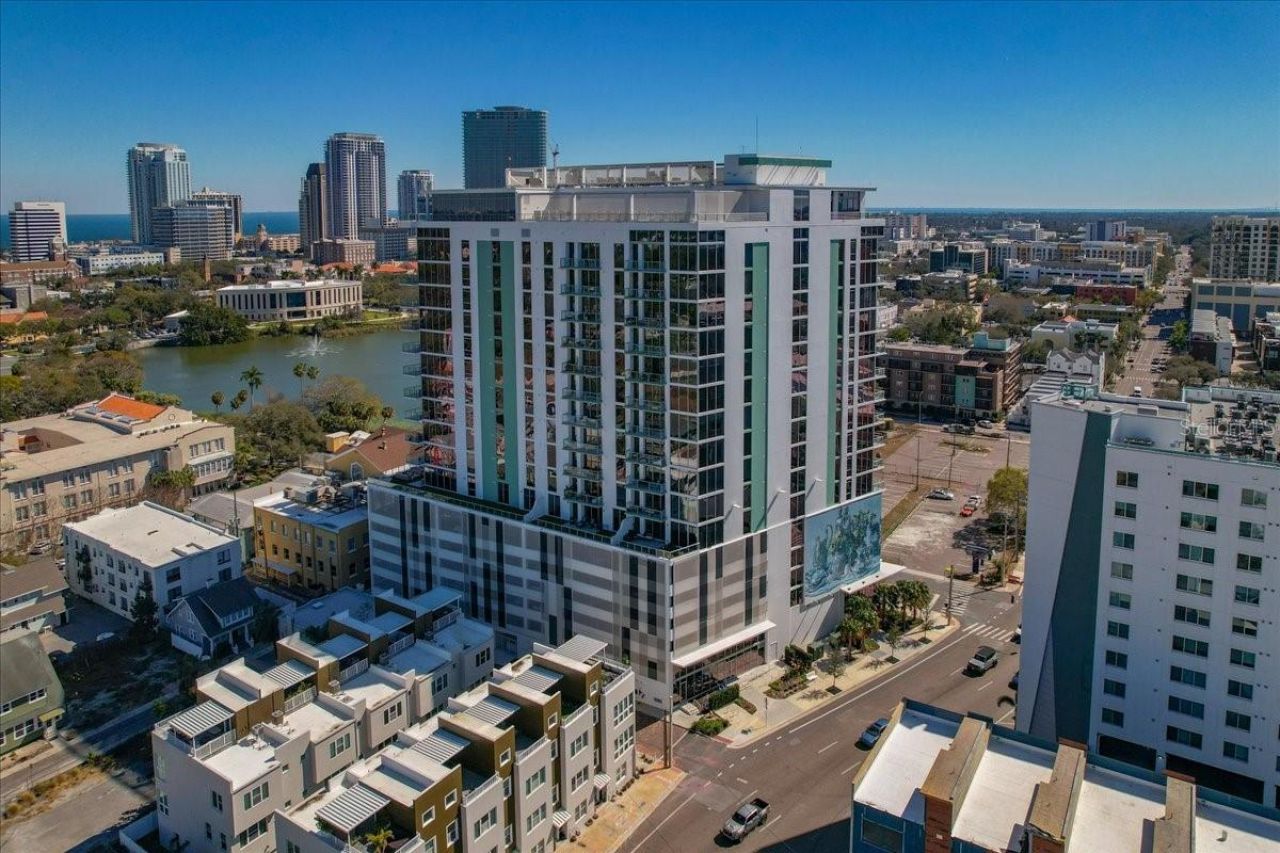 777 3rd Avenue N, Unit 1202, Saint Petersburg, FL 33701 Photo