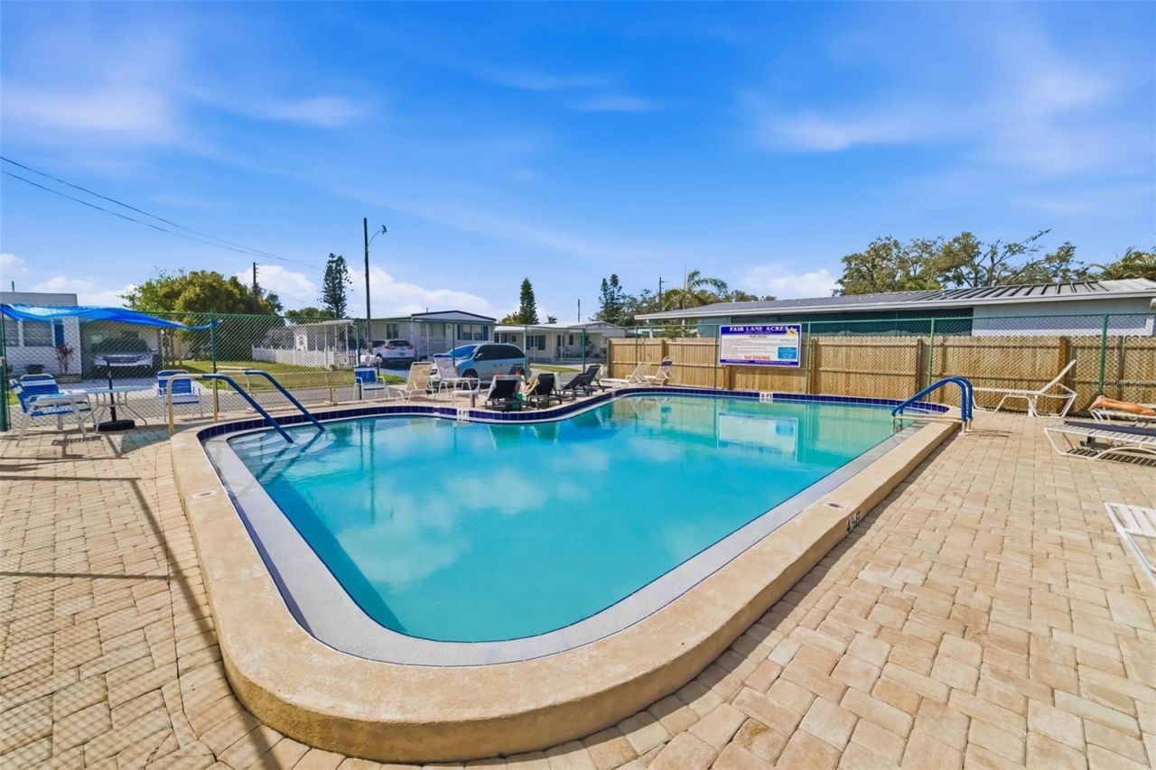 812 50th Avenue Terrace W, Bradenton, FL 34207 Photo