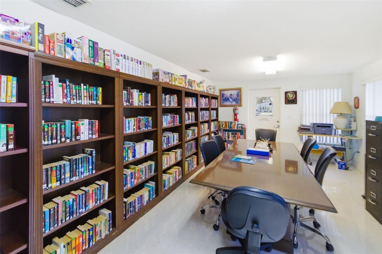 812 50th Avenue Terrace W, Bradenton, FL 34207 Photo