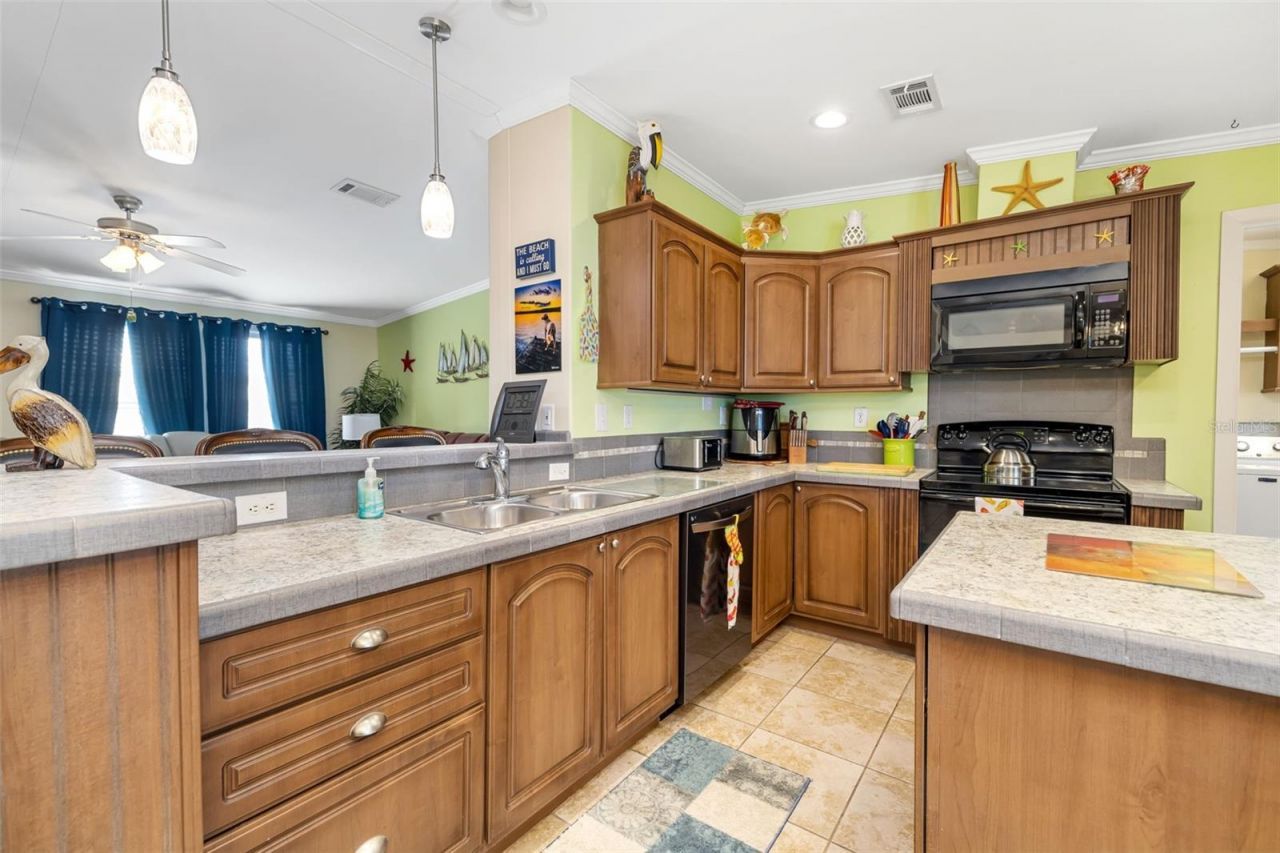 812 50th Avenue Terrace W, Bradenton, FL 34207 Photo