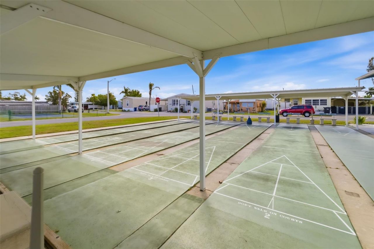 812 50th Avenue Terrace W, Bradenton, FL 34207 Photo