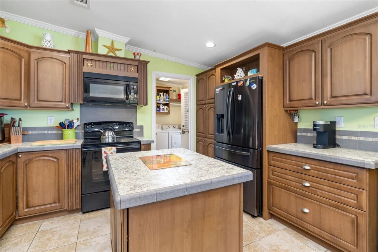 812 50th Avenue Terrace W, Bradenton, FL 34207 Photo