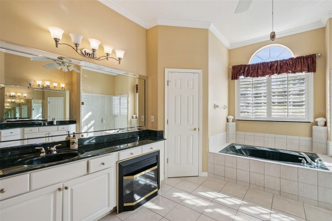 407 Majestic Oak Drive, Apopka, FL 32712 Photo