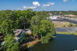 9916 North Kings Hwy. photo 4