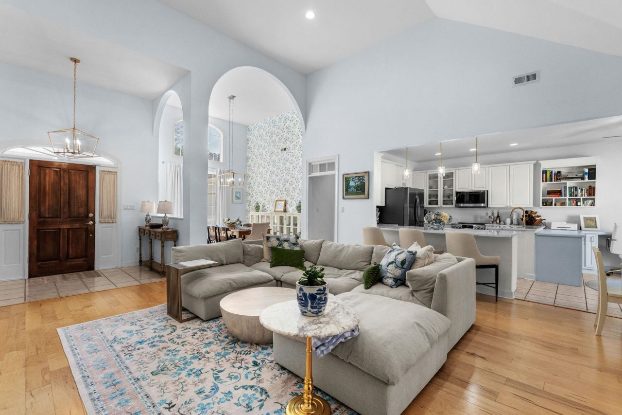 4955 Fulton Pl. Photo 10