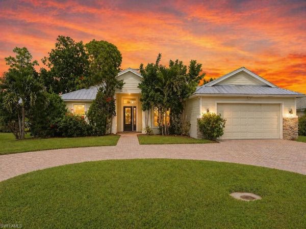 10061 Hidden Pines LN, BONITA SPRINGS, FL 34135