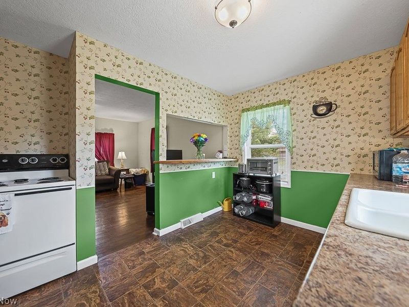 1235 Elm Street, Sebring, OH 44672 Photo 5