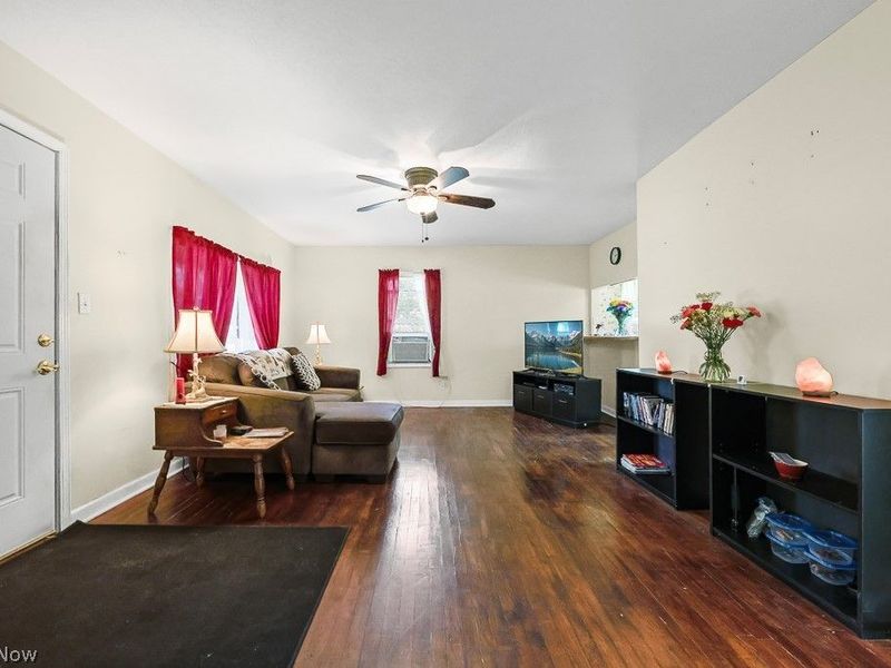 1235 Elm Street, Sebring, OH 44672 Photo 9