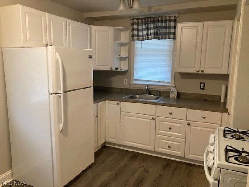 3001 Marmore Avenue, Parma, OH 44134 Photo 3